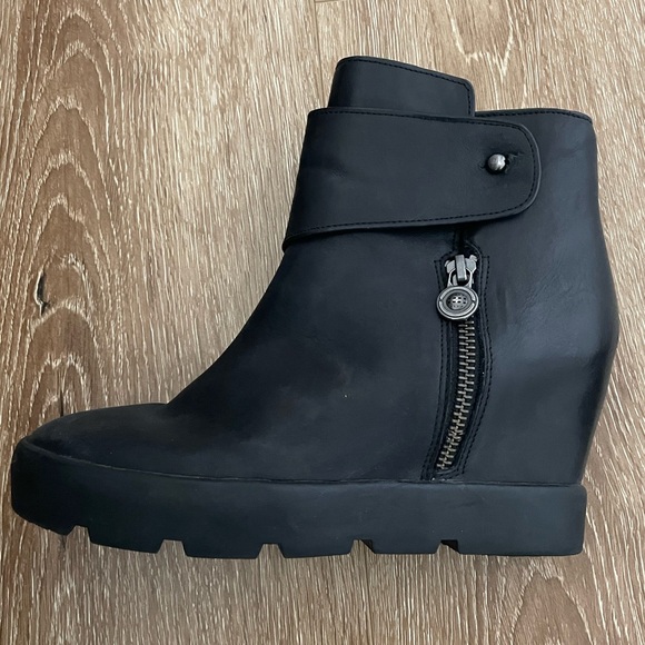 Max studio black wedge bootie size 6 - Picture 3 of 6